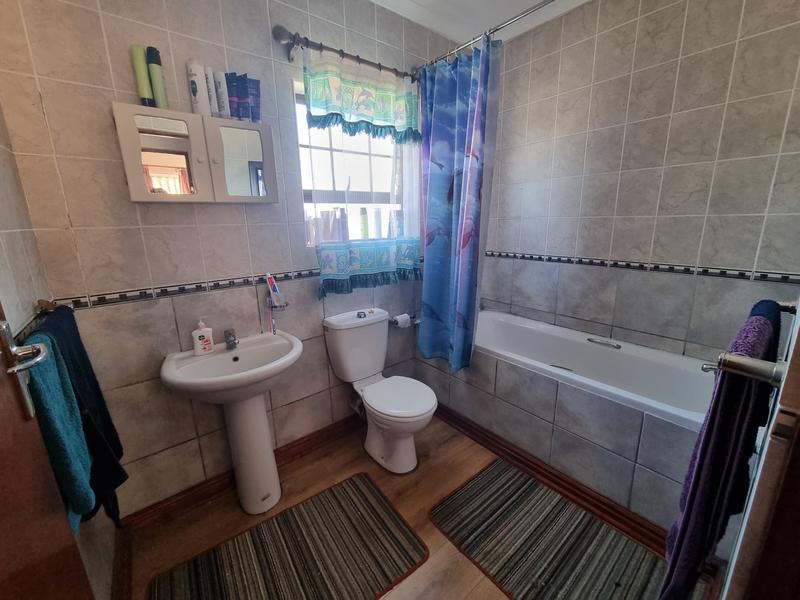 2 Bedroom Property for Sale in Tergniet Western Cape